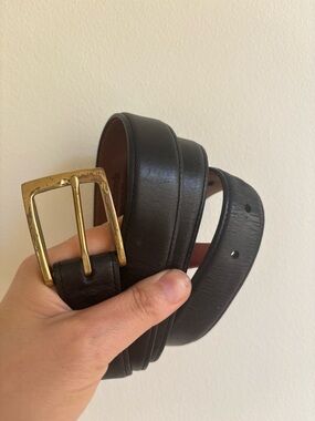 Allen edmonds Classic Men's Black Leather Belt with Brass Buckle size 42